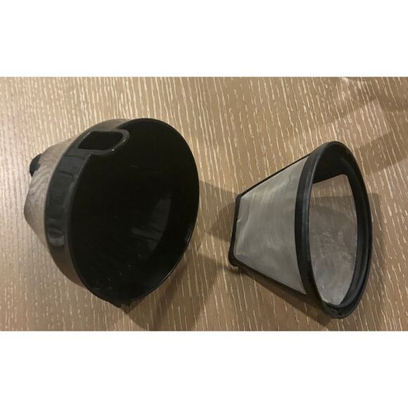 Cuisinart DCC-3650 12-Cup Coffee Maker Mesh Filter Basket Replacement Part Black - Picture 1 of 9
